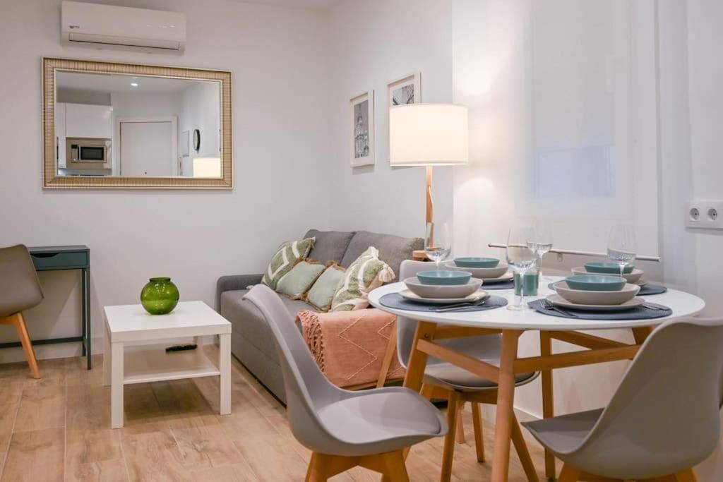 Apartamento For Temporal Moderno En Acacias Con Excelente Ubicacion En El Centro De Pes57 Madrid